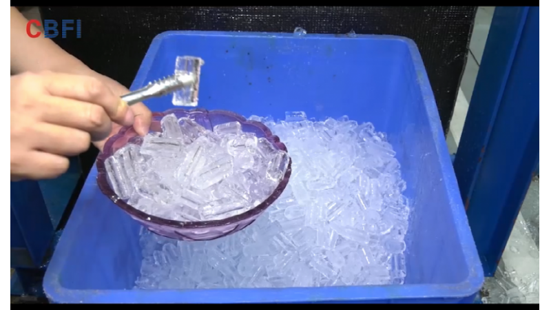 Machine à glace en tube industrielle (TV300)