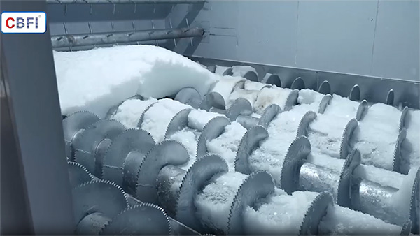 Projet de système de râteau à glace en paillettes de 30 tonnes