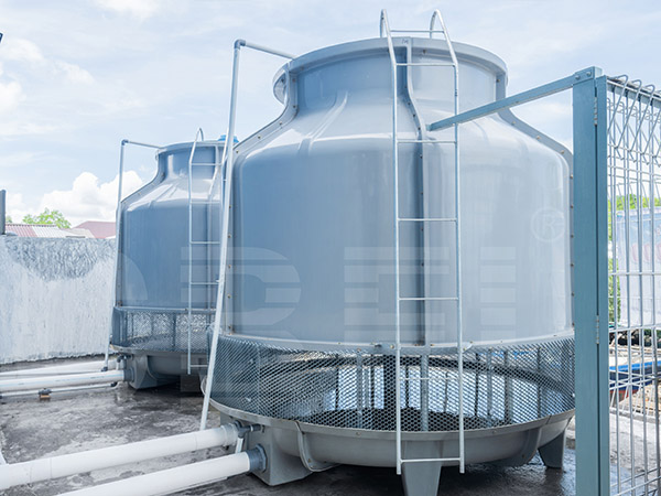 Machines à glace en bloc à refroidissement direct de 2 x 15 tonnes pour un client Indonésien