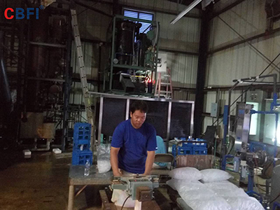 Machine à glace en tube de 5 tonnes CBFI à Saipan, États-Unis