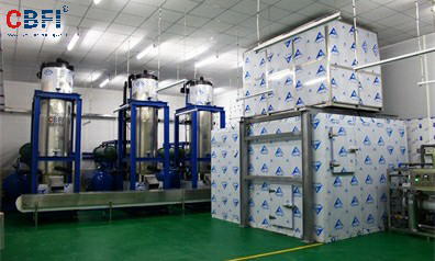 Guangzhou--Usine automatique à glace, glace en tube et glace comestible, de capacité 45 Tonnes